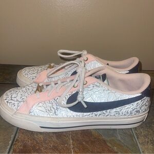 Nike Women's Court Legacy Shoes in Pink and White